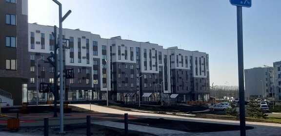 Купить двухкомнатную квартиру с высокими потолками на улице площадь Карла Маркса в Астрахани - изображение 31