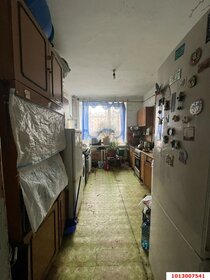 Снять посуточно квартиру с большой кухней в Челябинске - изображение 44