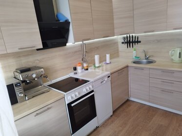 Купить квартиру с ремонтом в Наримановском районе - изображение 46