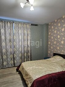 Купить 4-комнатную квартиру с раздельным санузлом в Шушарах - изображение 40