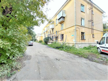 Купить двухкомнатную квартиру в кирпичном доме в Иркутской области - изображение 1