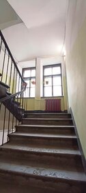 Купить трехкомнатную квартиру рядом с рекой у метро Проспект Славы (фиолетовая ветка) в Санкт-Петербурге и ЛО - изображение 39
