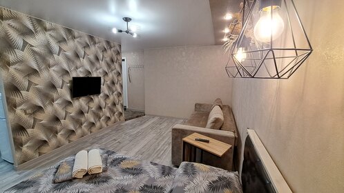 45 м², 2-комнатная квартира 1 800 ₽ в сутки - изображение 88