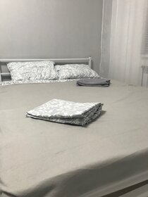 18 м², квартира-студия 1 900 ₽ в сутки - изображение 42