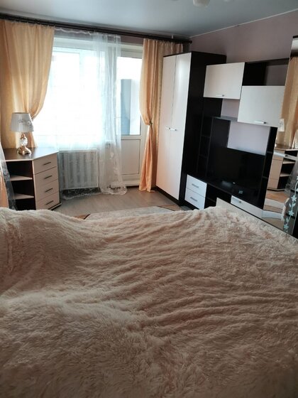 55 м², 1-комнатная квартира 3 000 ₽ в сутки - изображение 41