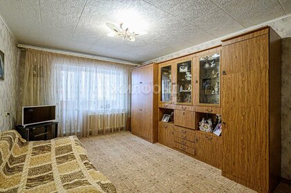 Купить трехкомнатную квартиру без отделки или требует ремонта в ЖК «Маленькая Франция» в Санкт-Петербурге и ЛО - изображение 40