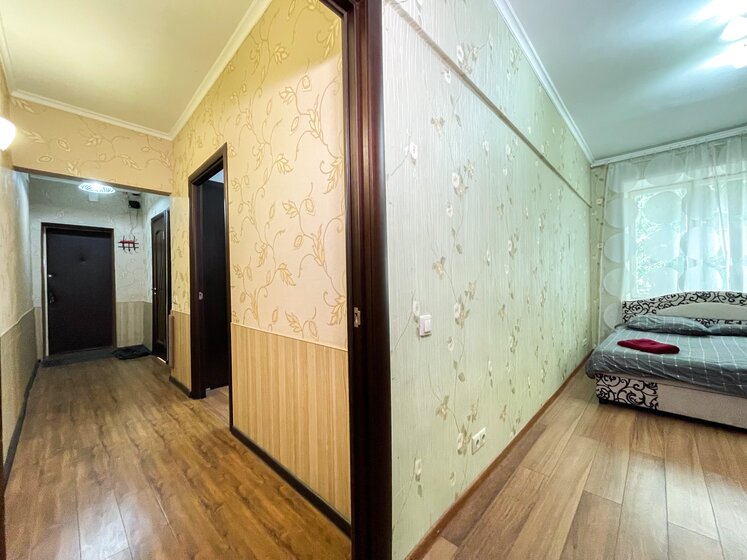 41 м², 2-комнатная квартира 3 300 ₽ в сутки - изображение 1