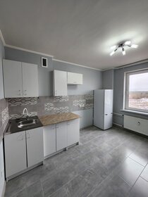 Купить двухкомнатную квартиру с раздельным санузлом на улице Строителей в Мегионе - изображение 32