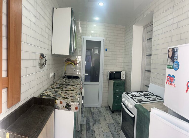 28 м², 1-комнатная квартира 2 490 ₽ в сутки - изображение 28