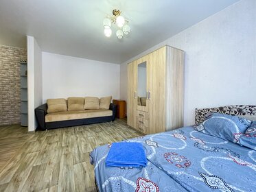 32 м², 1-комнатная квартира 2 400 ₽ в сутки - изображение 62