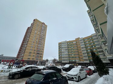 Купить квартиру до 5 млн рублей на улице Александра Шмакова в Челябинске - изображение 2