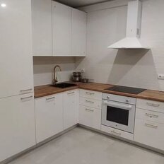 Квартира 42 м², 1-комнатная - изображение 1