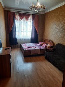 55,1 м², 2-комнатная квартира 1 700 ₽ в сутки - изображение 43