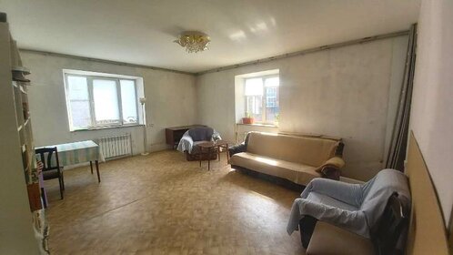 Купить однокомнатную квартиру площадью 130 кв.м. в Новосибирске - изображение 39