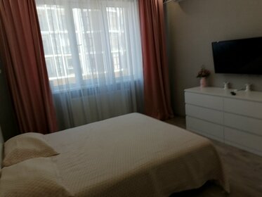 54 м², 2-комнатная квартира 2 500 ₽ в сутки - изображение 18