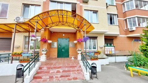 33 м², квартира-студия 1 900 ₽ в сутки - изображение 67