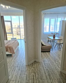 50 м², 1-комнатная квартира 2 700 ₽ в сутки - изображение 54