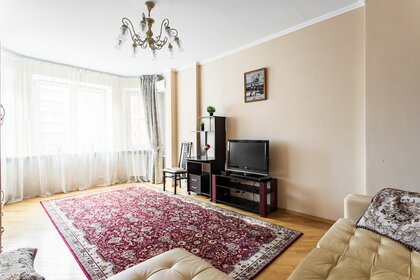 42 м², 1-комнатная квартира 5 500 ₽ в сутки - изображение 111