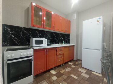 52 м², 2-комнатная квартира 2 380 ₽ в сутки - изображение 48