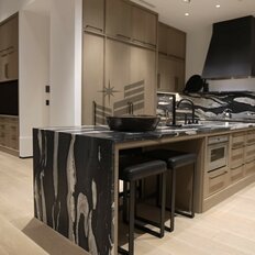 Квартира 320 м², 6-комнатная - изображение 1