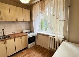 Купить однокомнатную квартиру без отделки или требует ремонта на улице Екатерининская в Мурино - изображение 2
