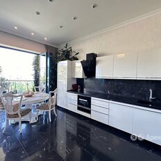 Квартира 81 м², 2-комнатная - изображение 1