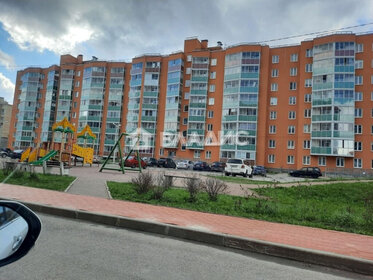 Купить 4-комнатную квартиру рядом с метро и в новостройке в Санкт-Петербурге и ЛО - изображение 48