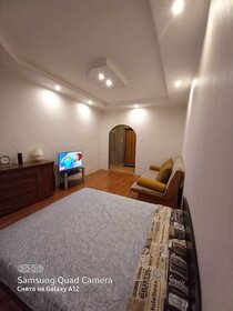 55 м², 1-комнатная квартира 2 500 ₽ в сутки - изображение 53