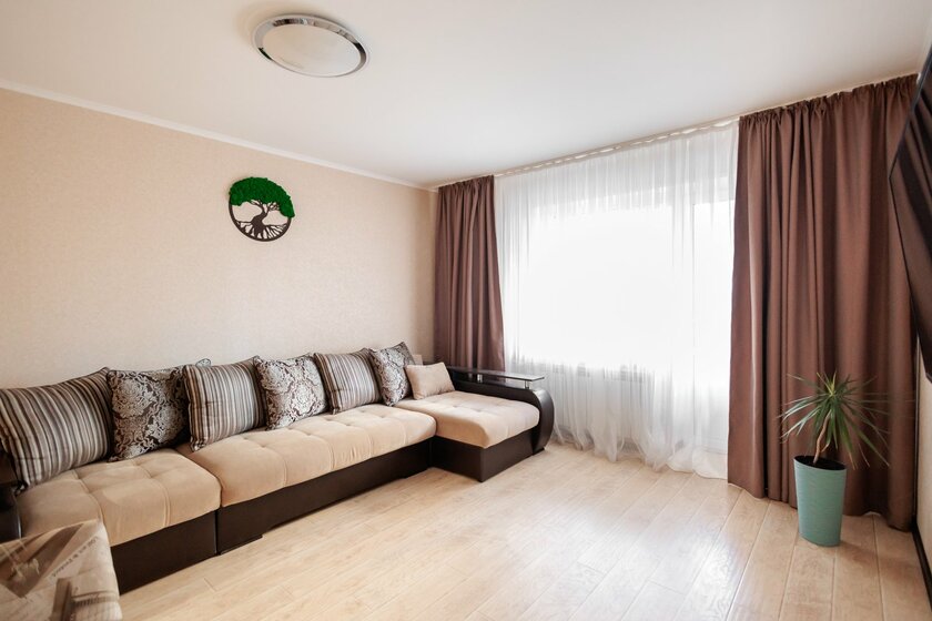 53 м², 2-комнатная квартира 2 600 ₽ в сутки - изображение 71