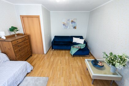70 м², 2-комнатная квартира 3 500 ₽ в сутки - изображение 53