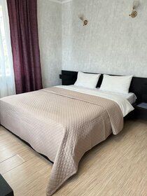 42 м², 1-комнатная квартира 2 500 ₽ в сутки - изображение 93