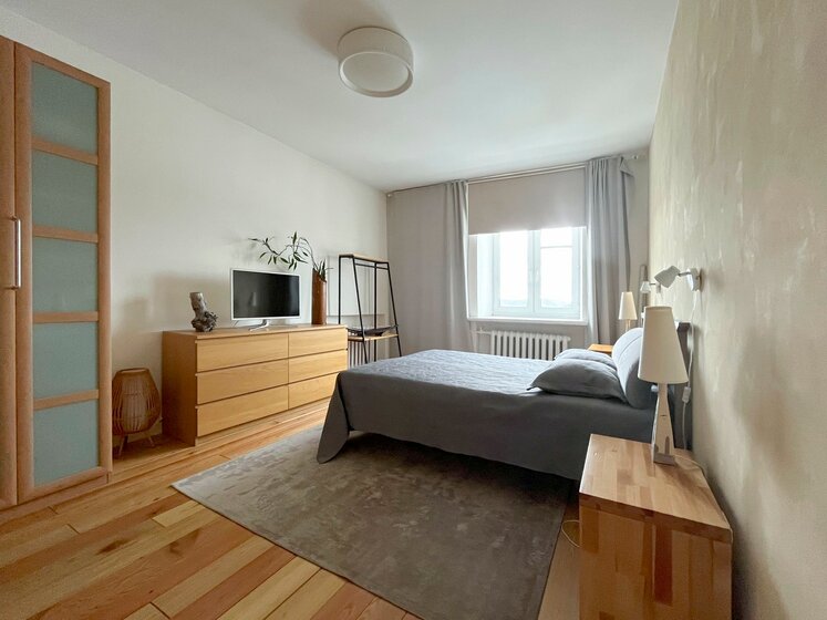 80 м², 3-комнатная квартира 10 000 ₽ в сутки - изображение 1