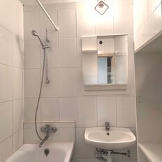 Квартира 43 м², 1-комнатная - изображение 3