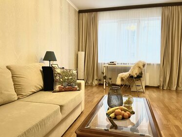 50 м², 1-комнатная квартира 5 400 ₽ в сутки - изображение 138