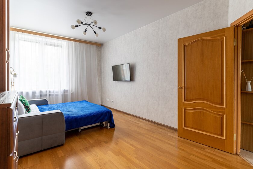 39 м², 1-комнатная квартира 2 800 ₽ в сутки - изображение 100