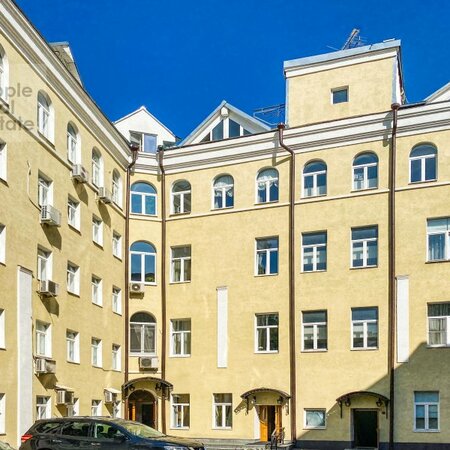 Панорама: Университетская клиническая больница № 2, фармацевтическая компания, П