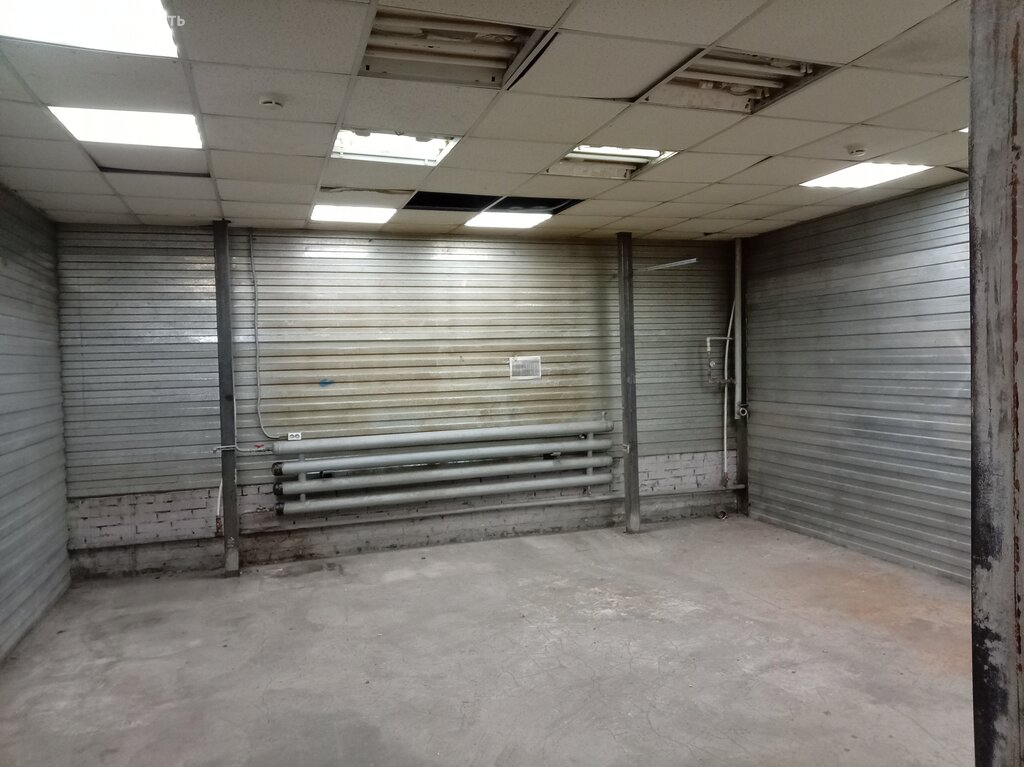 Склад (747 м²)