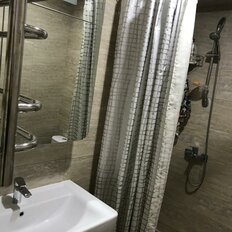 Квартира 42 м², 1-комнатная - изображение 1