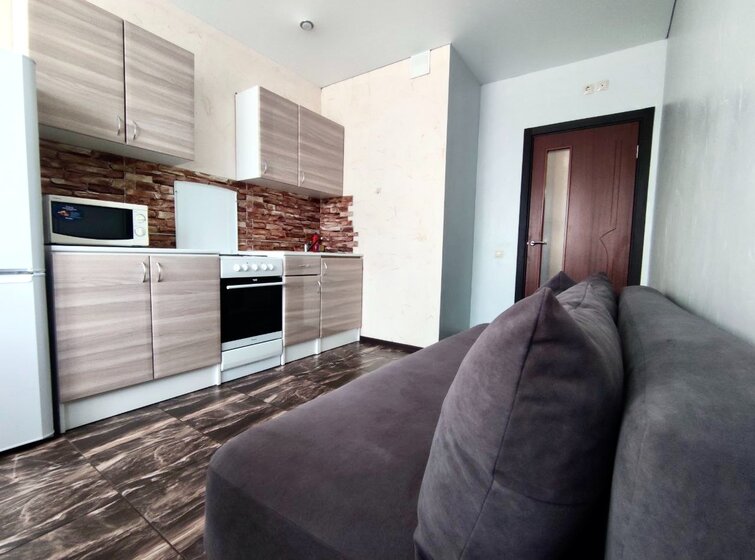 43 м², 1-комнатная квартира 2 000 ₽ в сутки - изображение 60