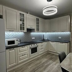 Квартира 42 м², 1-комнатная - изображение 1