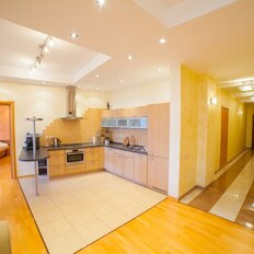 Квартира 200 м², 3-комнатная - изображение 1