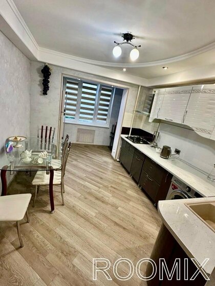 65 м², 2-комнатная квартира 2 500 ₽ в сутки - изображение 32