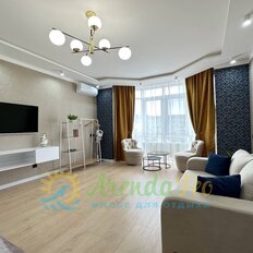 Квартира 43 м², 1-комнатная - изображение 1