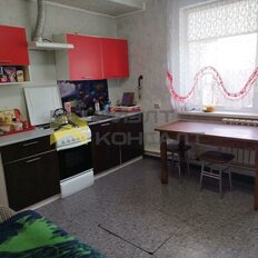 часть дома + 3,6 сотки, участок - изображение 1