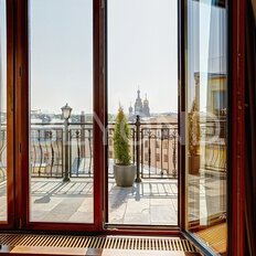 Квартира 210 м², 3-комнатная - изображение 1