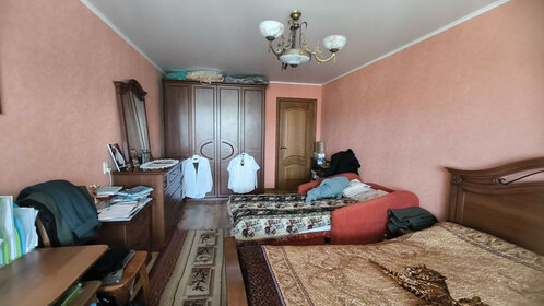 Купить квартиру с европланировкой (с кухней-гостиной) на улице Усачёва в Москве - изображение 5