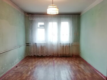 Купить однокомнатную квартиру рядом с рекой на улице Братьев Горкушенко в Петергофе - изображение 19