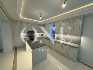 550 м² дом, 15 соток участок 257 405 152 ₽ - изображение 1