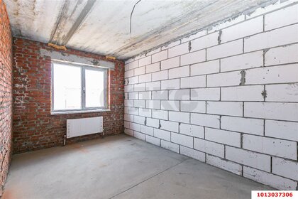 Купить квартиру с дизайнерским ремонтом в Нижнекамске - изображение 18