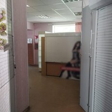 210 м², торговое помещение - изображение 1